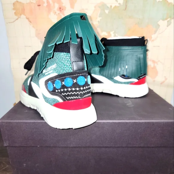 BRAND NEW Valentino Garavani Emerald/ Nero Sky/Bianco